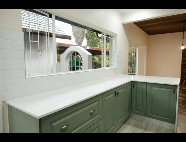 4 BEDROOM PROPERTY TO RENT IN LYNNWOOD GLEN